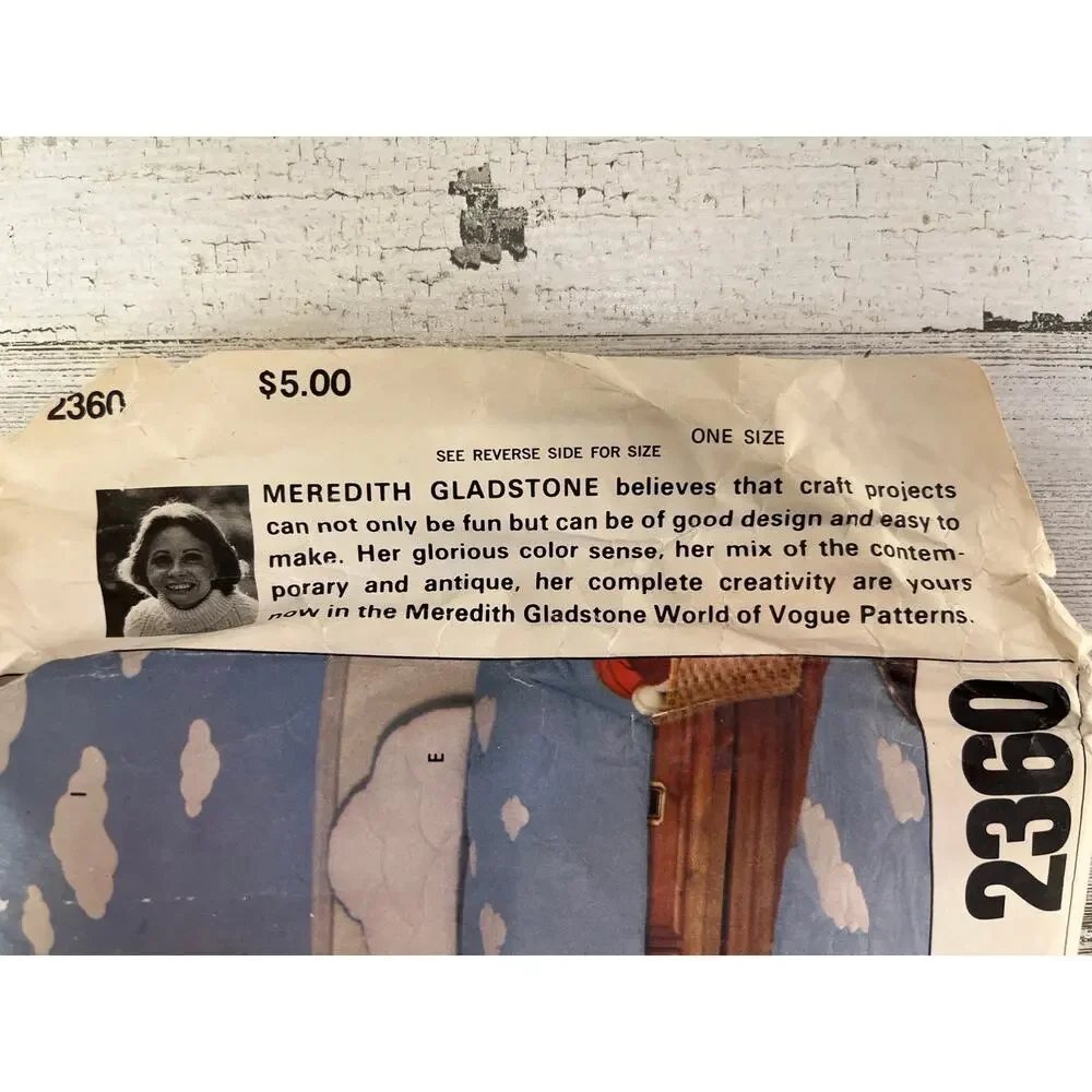 VTG 70s Vogue 2360 UNCUT Cloud Room Rainbow Comforter Quilt Pillow SewingPattern